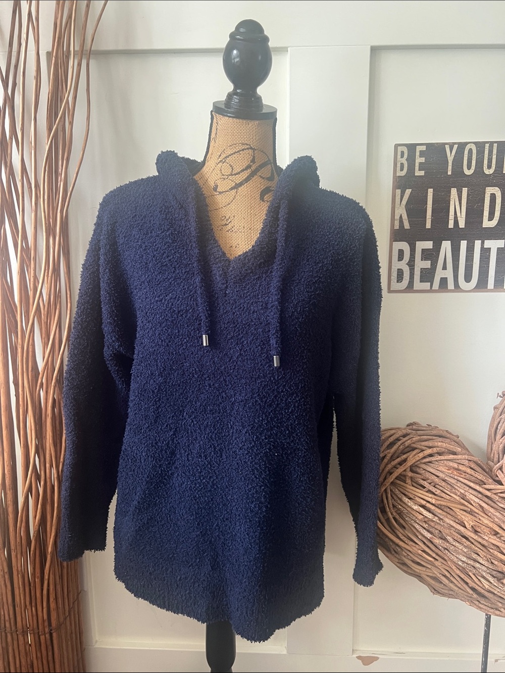 Cable & Gauge Navy Plush V-Neck Hoodie